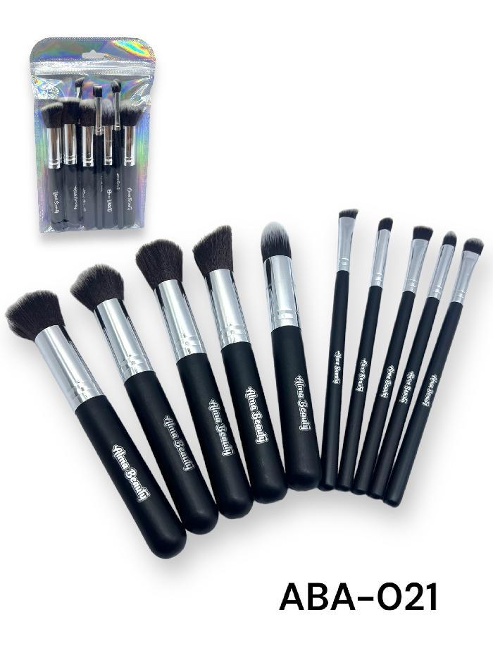 Kit Brochas Kabuki 10 Unds Mango Madera Negra Alma Beauty